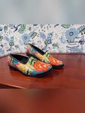Cougar Floral Hand Crafted Rubber Slip-On Loafers Waterproof Size 9